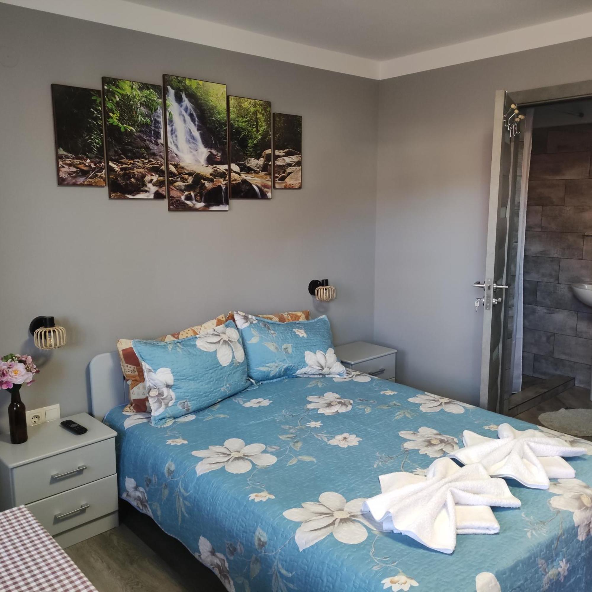 Kovacs Guesthouse Praid Eksteriør bilde