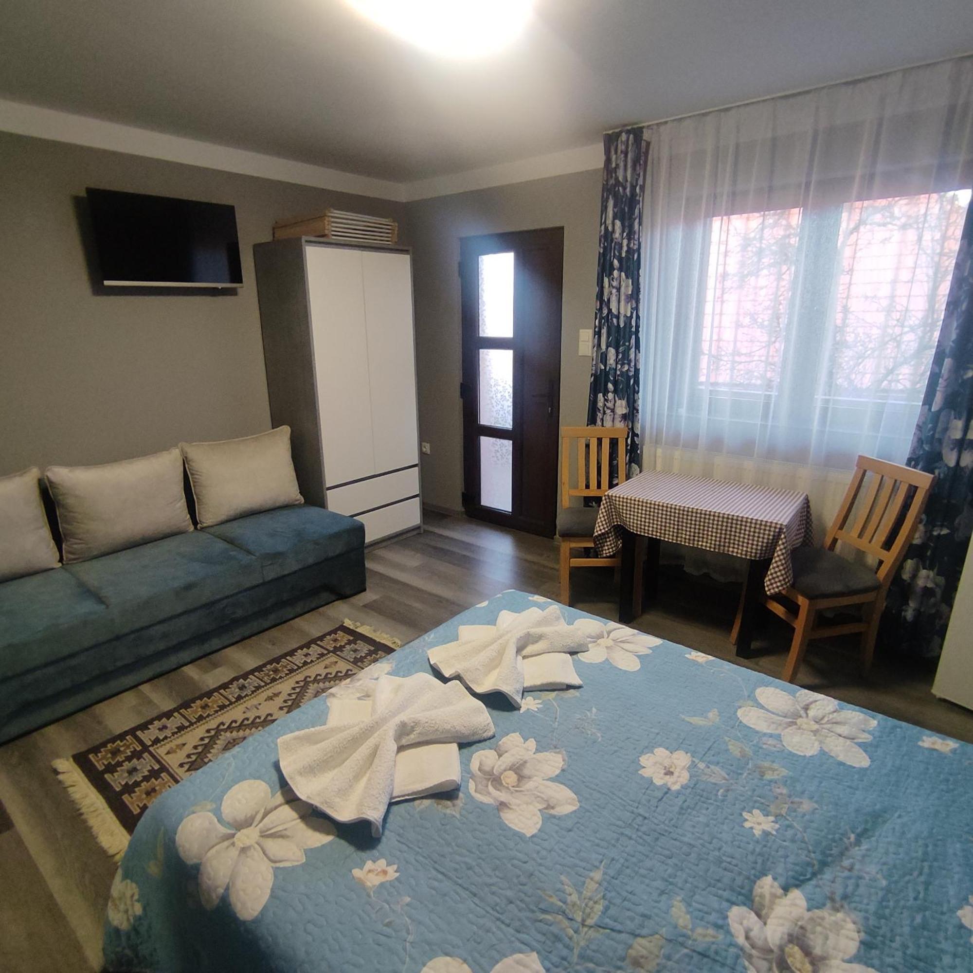 Kovacs Guesthouse Praid Eksteriør bilde