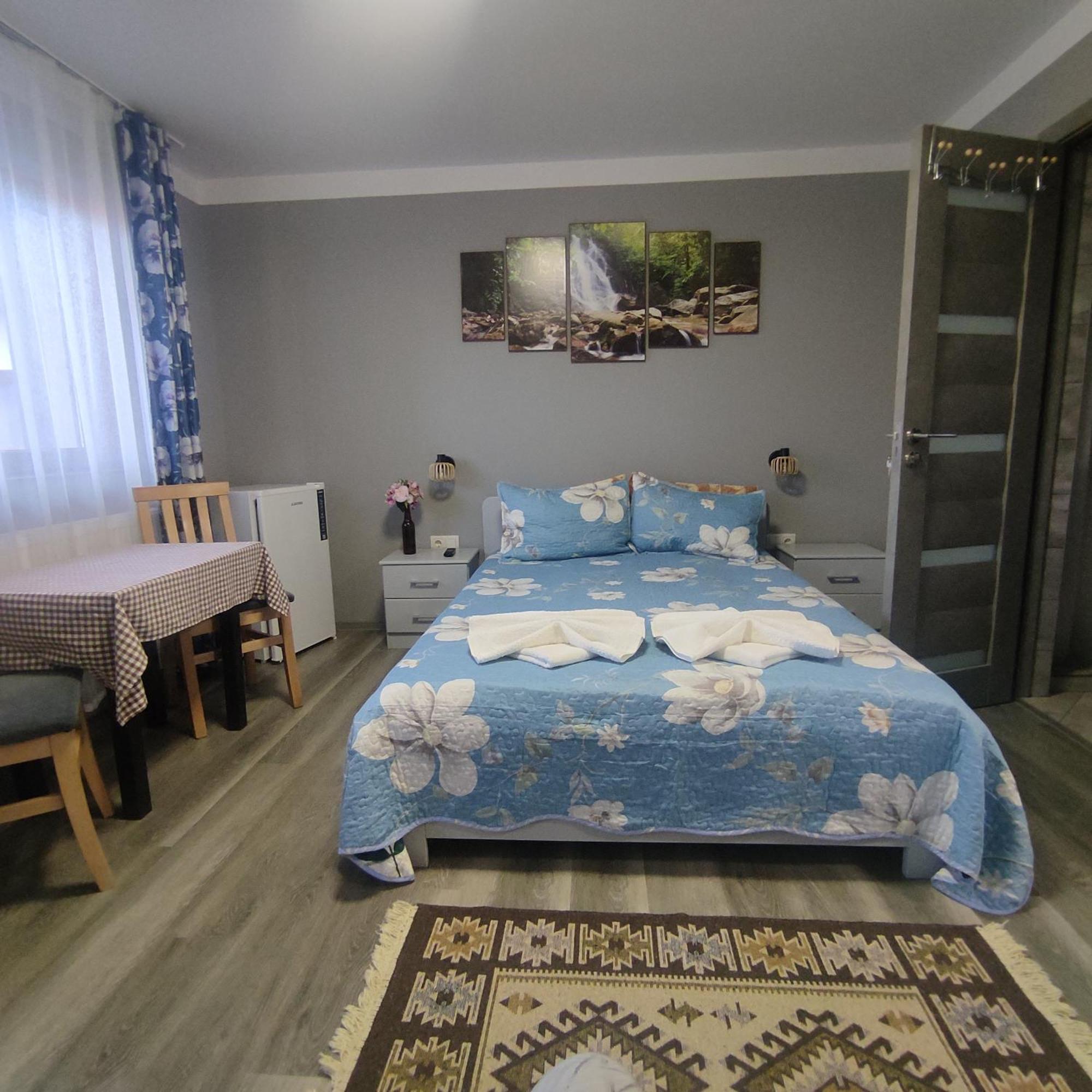 Kovacs Guesthouse Praid Eksteriør bilde