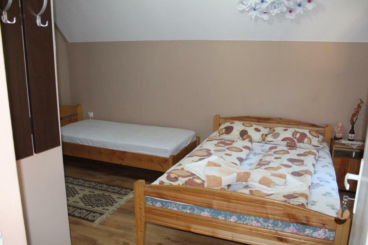 Kovacs Guesthouse Praid Eksteriør bilde