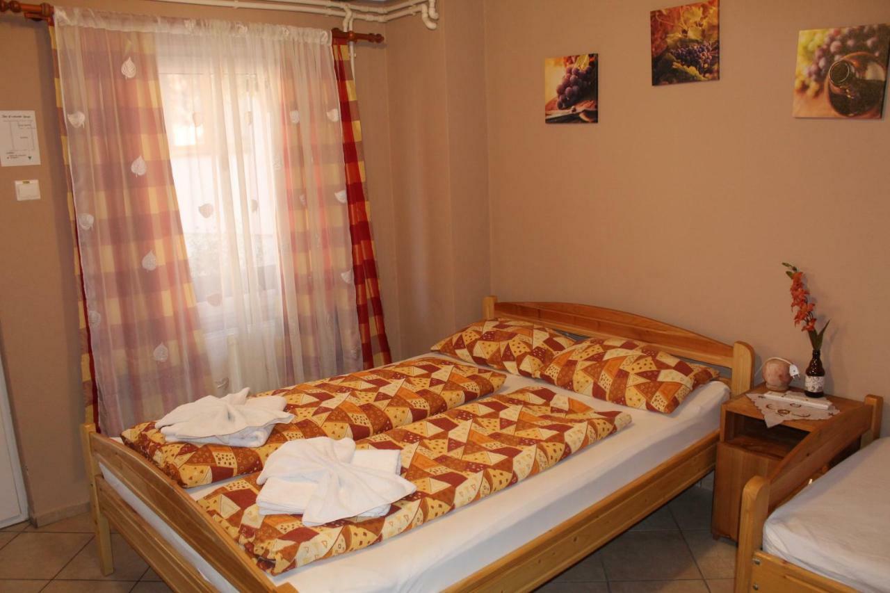 Kovacs Guesthouse Praid Eksteriør bilde