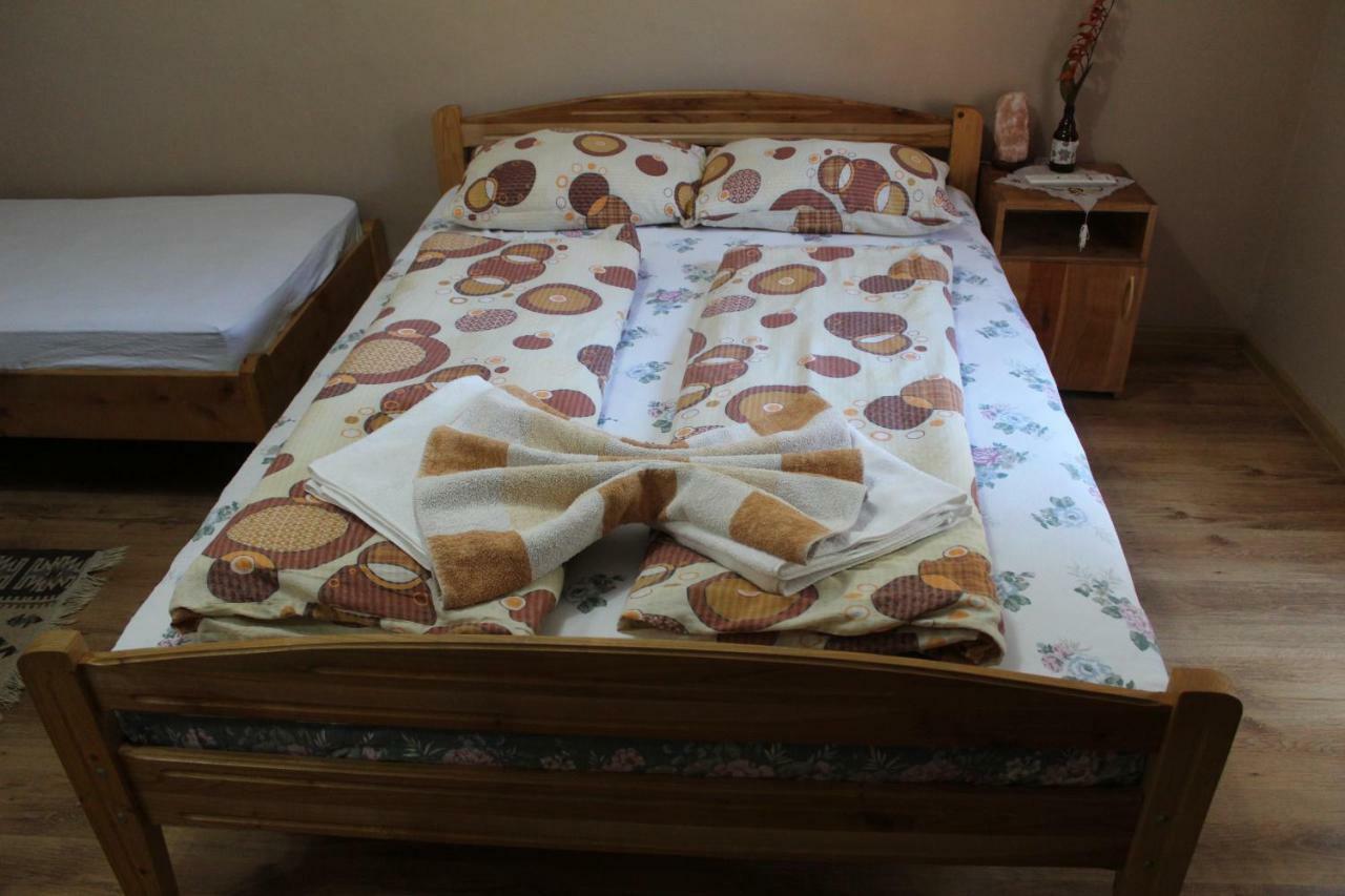 Kovacs Guesthouse Praid Eksteriør bilde