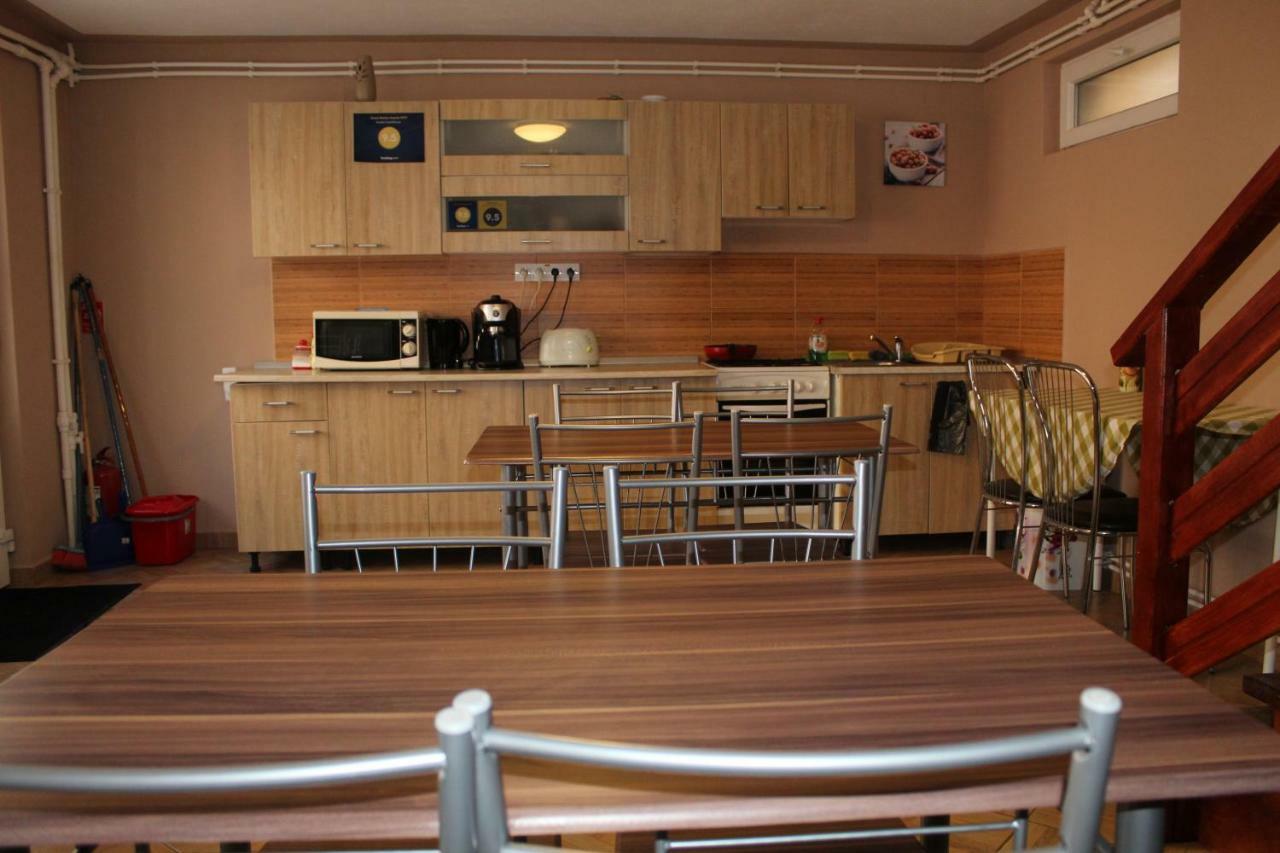 Kovacs Guesthouse Praid Eksteriør bilde